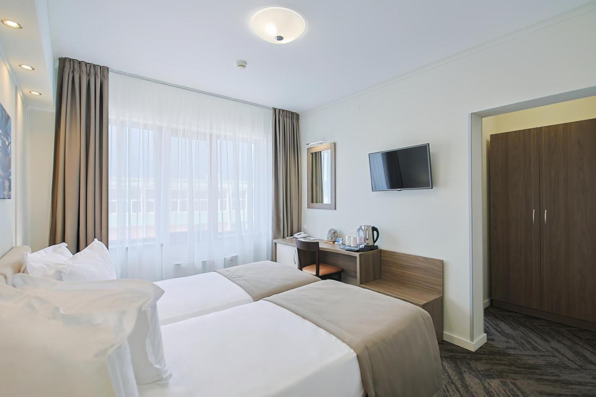 Potaissa Hotel 투르다 외부 사진