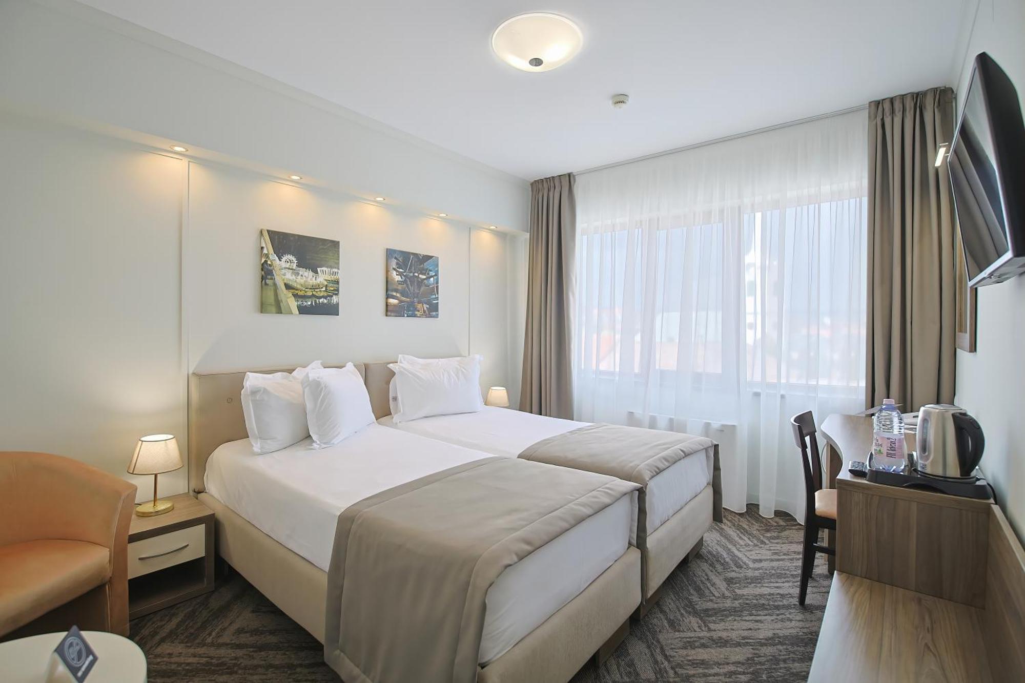 Potaissa Hotel 투르다 외부 사진