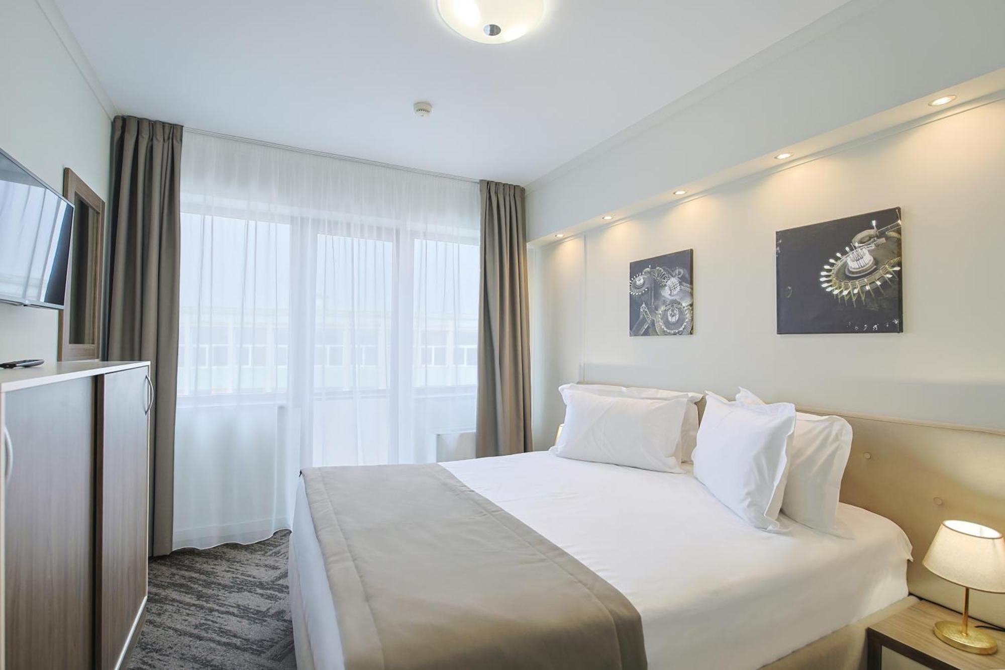 Potaissa Hotel 투르다 외부 사진