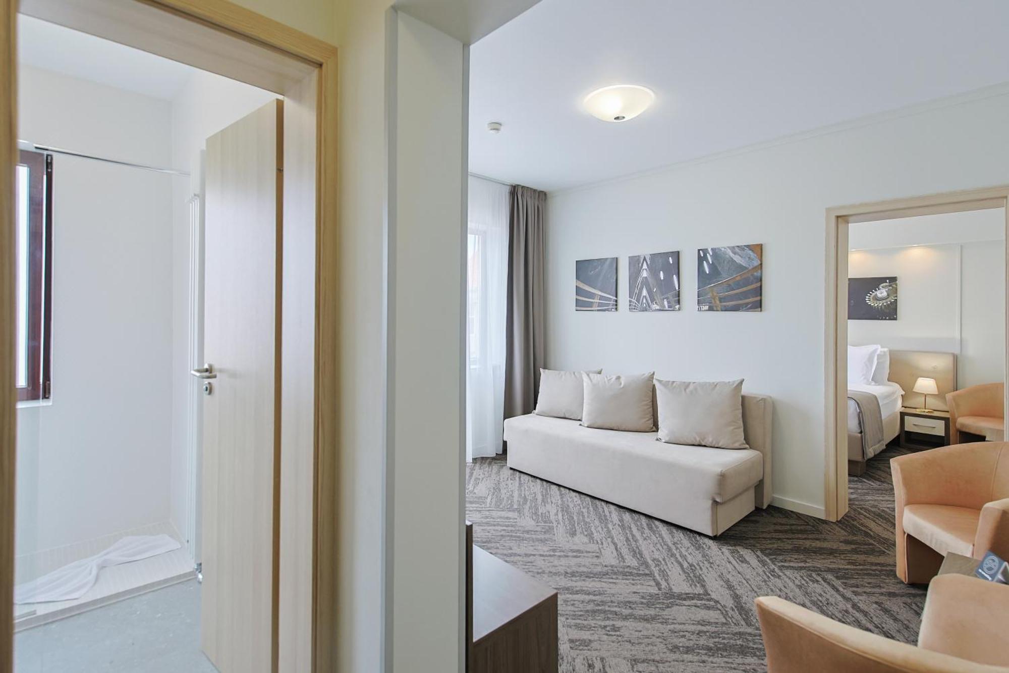 Potaissa Hotel 투르다 외부 사진
