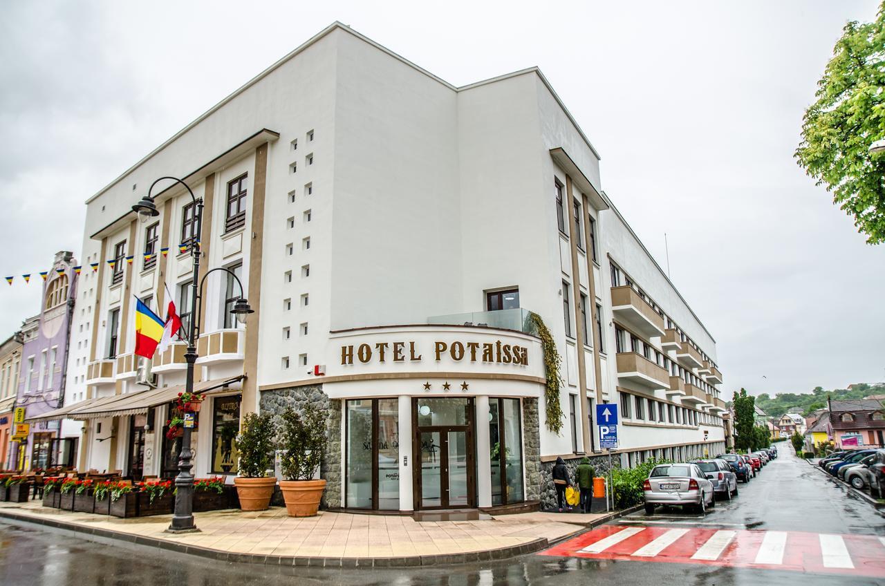 Potaissa Hotel 투르다 외부 사진
