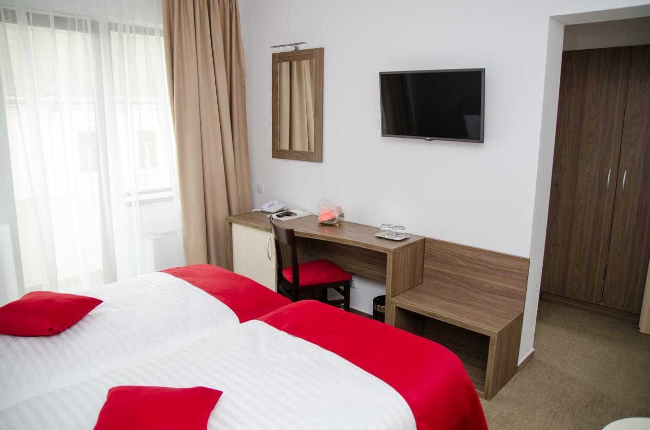 Potaissa Hotel 투르다 외부 사진